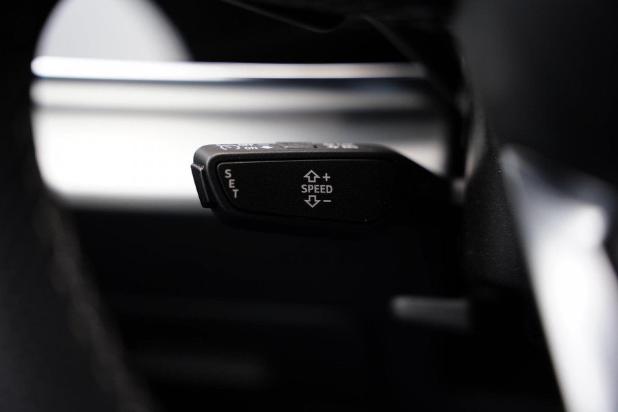 Audi Q8 55 TFSI e quattro Pro Line / 22 Inch / Panoramadak