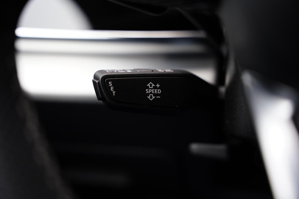 Audi Q8 55 TFSI e quattro Pro Line / 22 Inch / Panoramadak