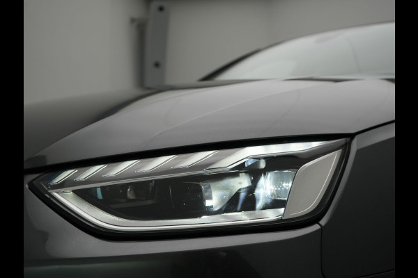 Audi A4 Avant 35 TFSI S Line 150pk Dealer O.H. | 2x S Line | Trekhaak Afn. | 19"L.M  | Sportstoelen Verwarmd | Virtual Cockpit | Sfeerverlichting | Matrix LED | Keyless | Apple Carplay | Navigatie | DAB |