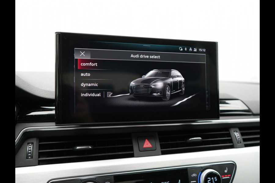 Audi A4 Avant 35 TFSI S Line 150pk Dealer O.H. | 2x S Line | Trekhaak Afn. | 19"L.M  | Sportstoelen Verwarmd | Virtual Cockpit | Sfeerverlichting | Matrix LED | Keyless | Apple Carplay | Navigatie | DAB |
