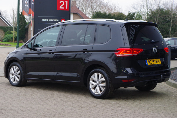 Volkswagen Touran 1.6 TDI Automaat 116 PK SCR Comfortline BNS, Trekhaak, Adap. Cruise Control, Massage, Camera