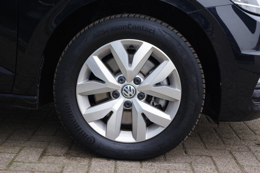 Volkswagen Touran 1.6 TDI Automaat 116 PK SCR Comfortline BNS, Trekhaak, Adap. Cruise Control, Massage, Camera