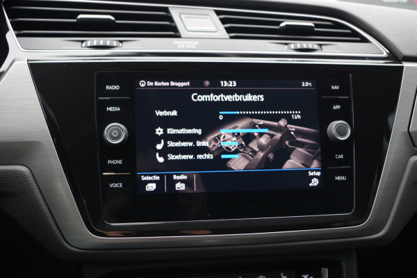 Volkswagen Touran 1.6 TDI Automaat 116 PK SCR Comfortline BNS, Trekhaak, Adap. Cruise Control, Massage, Camera