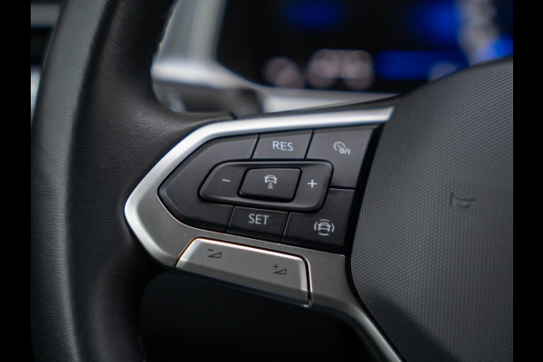 Volkswagen T-Roc Cabrio 1.0 TSI Style / ACC / Camera / Carplay / Stoelverwarming