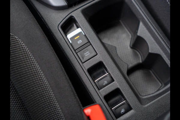 Volkswagen T-Roc Cabrio 1.0 TSI Style / ACC / Camera / Carplay / Stoelverwarming