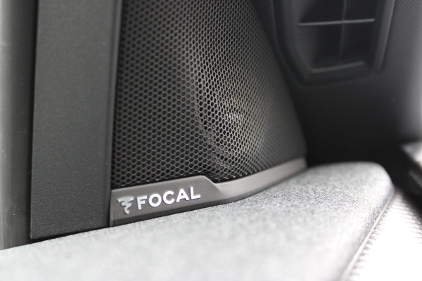 Opel Grandland 1.6 Turbo Plug-in-Hybrid Ultimate | Panoramadak | Trekhaak | Head-Up | FOCAL