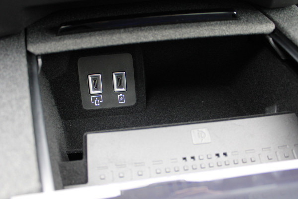 Opel Grandland 1.6 Turbo Plug-in-Hybrid Ultimate | Panoramadak | Trekhaak | Head-Up | FOCAL