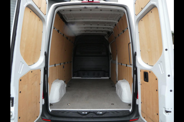 Mercedes-Benz Sprinter 215 CDI L2H2 Airco, Camera, Navigatie ,Trekhaak ,3-Zits.
