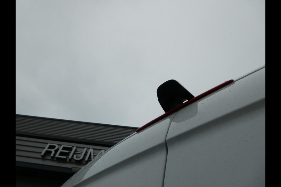 Mercedes-Benz Sprinter 215 CDI L2H2 Airco, Camera, Navigatie ,Trekhaak ,3-Zits.