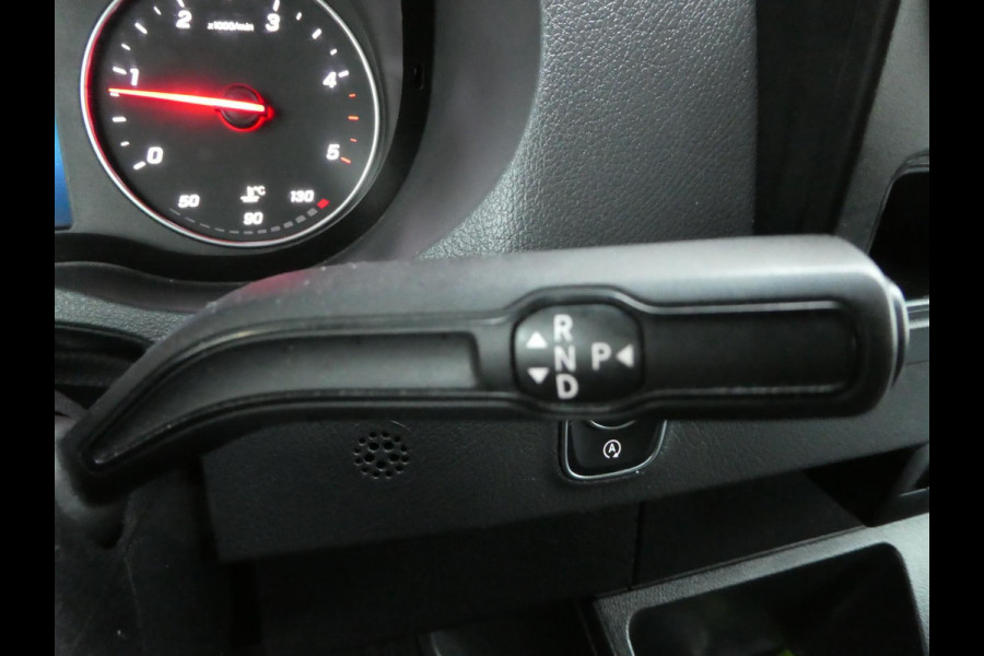 Mercedes-Benz Sprinter 215 CDI L2H2 Airco, Camera, Navigatie ,Trekhaak ,3-Zits.