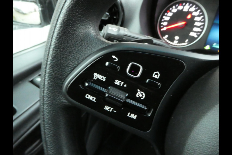 Mercedes-Benz Sprinter 215 CDI L2H2 Airco, Camera, Navigatie ,Trekhaak ,3-Zits.