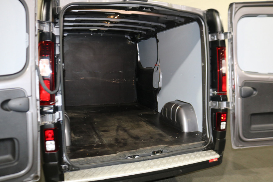 Renault Trafic 2.0 dCi 145pk L2 H1 Automaat 2x Schuifdeur