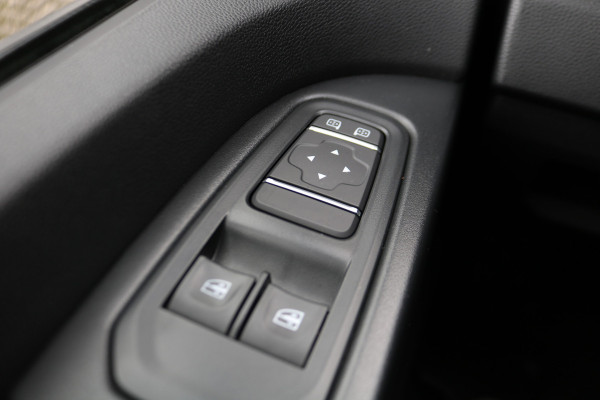 Renault Trafic 2.0 Blue dCi 150pk L2 H1 Advance DC