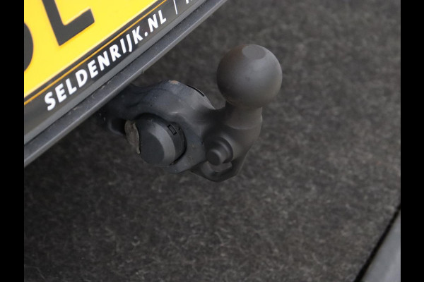 Seat Leon 1.4 e-Hybrid FR Business | Trekhaak | Stoelverwarming | Camera | Adaptive cruise | Full LED | Sportstoelen | Park Assist | Sfeerverlichting | Stuurverwarming | PHEV | Plug In