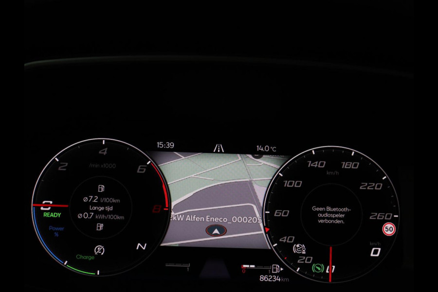 Seat Leon 1.4 e-Hybrid FR Business | Trekhaak | Stoelverwarming | Camera | Adaptive cruise | Full LED | Sportstoelen | Park Assist | Sfeerverlichting | Stuurverwarming | PHEV | Plug In