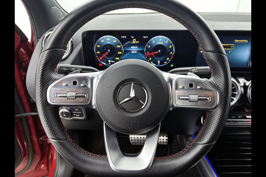 Mercedes-Benz GLA 200 Business Solution AMG 5 spaaks lichtmetalen velgen | Navigatie | MBUX wide screen | Parking support met camera achter | Trekhaak | Inclusief 24 maanden MB Certified garantie voor Europa.