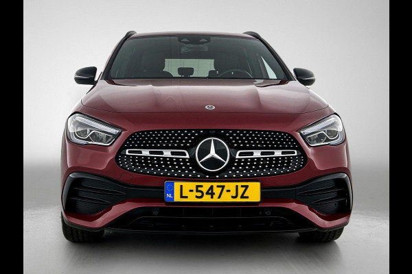Mercedes-Benz GLA 200 Business Solution AMG 5 spaaks lichtmetalen velgen | Navigatie | MBUX wide screen | Parking support met camera achter | Trekhaak | Inclusief 24 maanden MB Certified garantie voor Europa.