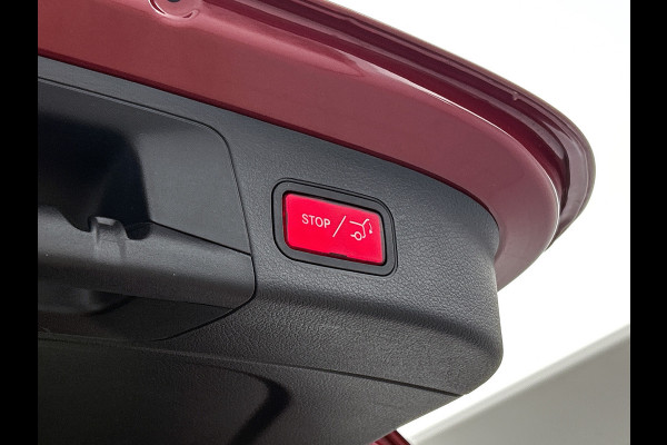 Mercedes-Benz GLA 200 Business Solution AMG 5 spaaks lichtmetalen velgen | Navigatie | MBUX wide screen | Parking support met camera achter | Trekhaak | Inclusief 24 maanden MB Certified garantie voor Europa.