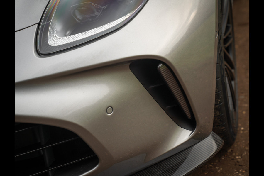 Aston Martin Vantage 4.0 V8 | Full carbon! | Aluminite Silver | Stoelventilatie
