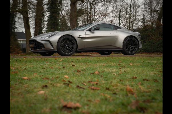 Aston Martin Vantage 4.0 V8 | Full carbon! | Aluminite Silver | Stoelventilatie