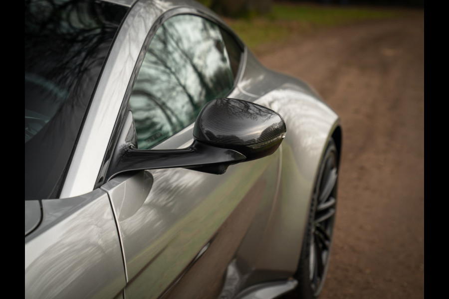 Aston Martin Vantage 4.0 V8 | Full carbon! | Aluminite Silver | Stoelventilatie