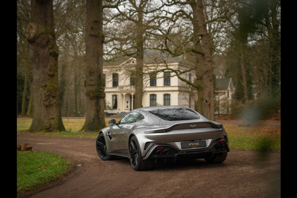 Aston Martin Vantage 4.0 V8 | Full carbon! | Aluminite Silver | Stoelventilatie