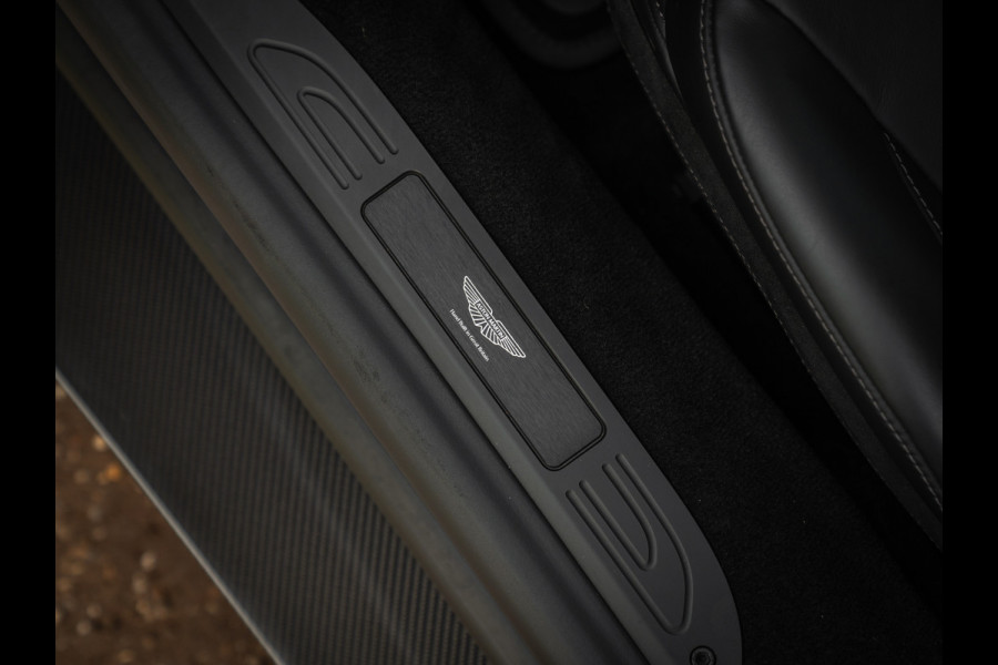 Aston Martin Vantage 4.0 V8 | Full carbon! | Aluminite Silver | Stoelventilatie