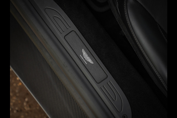 Aston Martin Vantage 4.0 V8 | Full carbon! | Aluminite Silver | Stoelventilatie