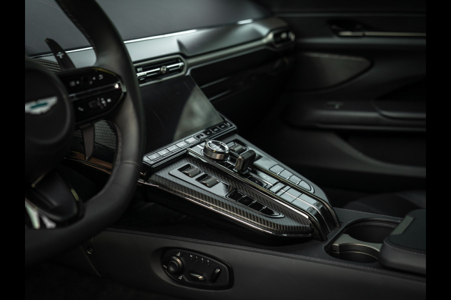 Aston Martin Vantage 4.0 V8 | Full carbon! | Aluminite Silver | Stoelventilatie