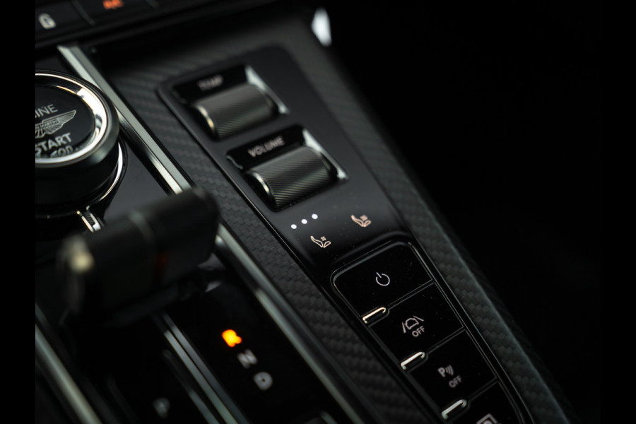 Aston Martin Vantage 4.0 V8 | Full carbon! | Aluminite Silver | Stoelventilatie