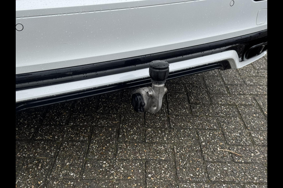 Volvo S60 2.0 B4 R-Design | Leder, Memory, ACC, Trekhaak, Stoel+Stuurverw., Camera, Carplay/Android | Dealeronderhouden | NAP |