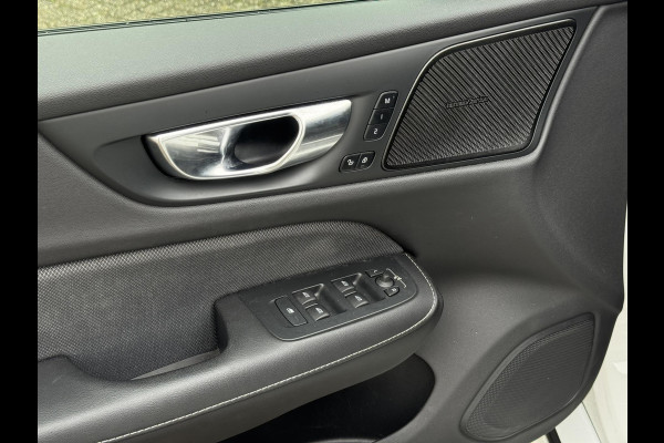 Volvo S60 2.0 B4 R-Design | Leder, Memory, ACC, Trekhaak, Stoel+Stuurverw., Camera, Carplay/Android | Dealeronderhouden | NAP |