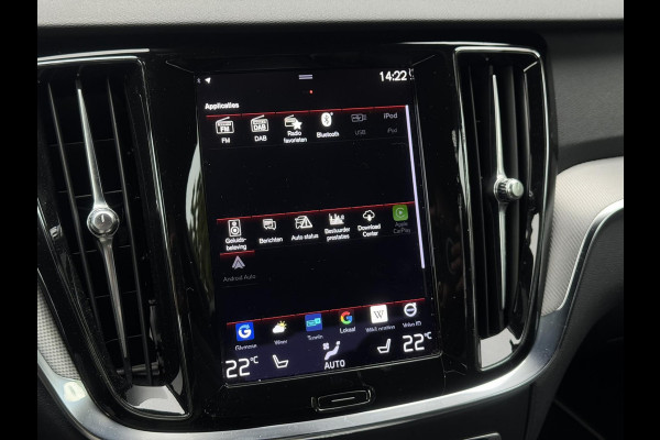 Volvo S60 2.0 B4 R-Design | Leder, Memory, ACC, Trekhaak, Stoel+Stuurverw., Camera, Carplay/Android | Dealeronderhouden | NAP |