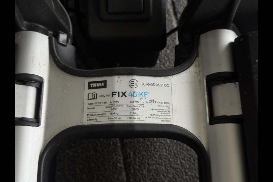 Volvo S60 2.0 B4 R-Design | Leder, Memory, ACC, Trekhaak, Stoel+Stuurverw., Camera, Carplay/Android | Dealeronderhouden | NAP |