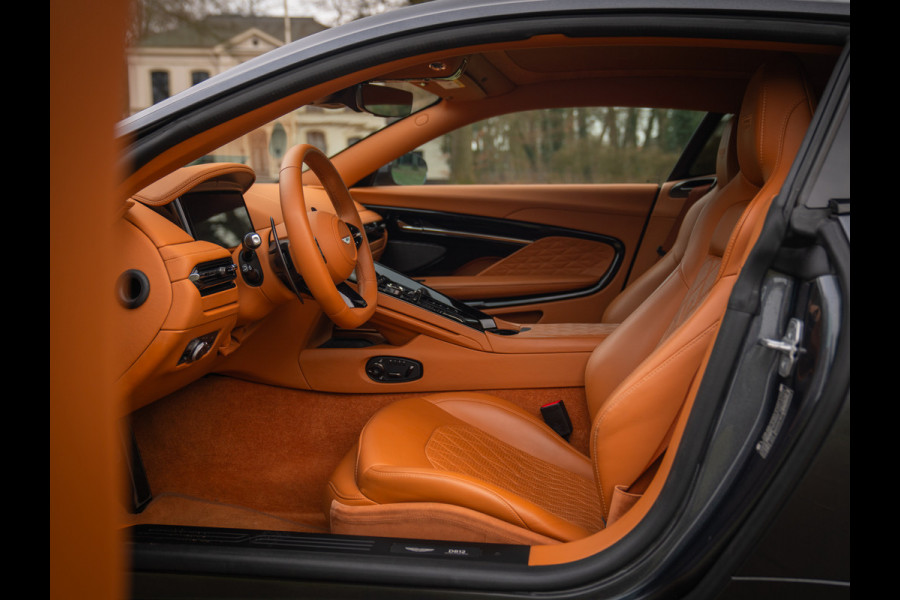 Aston Martin DB12 4.0 V8 | Oxford Tan leder | Stoelventilatie | 360 cam