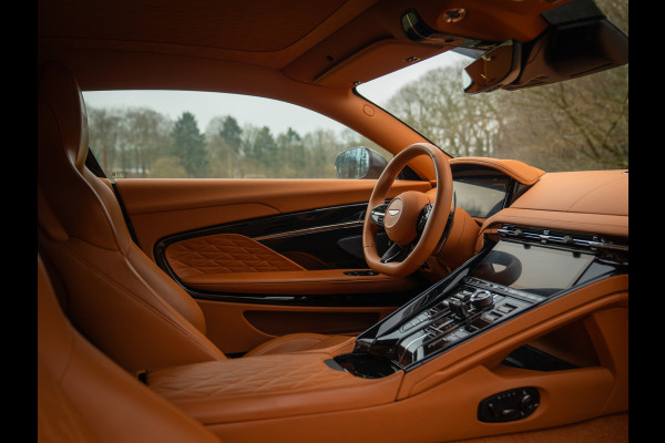 Aston Martin DB12 4.0 V8 | Oxford Tan leder | Stoelventilatie | 360 cam