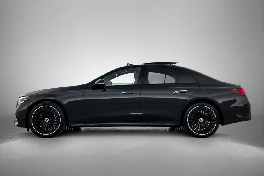 Mercedes-Benz E-Klasse 400 e 4MATIC AMG Line Panoramadak, hyperscreen, head up display, multispaaks Inclusief 24 maanden MB Certified garantie voor Europa.