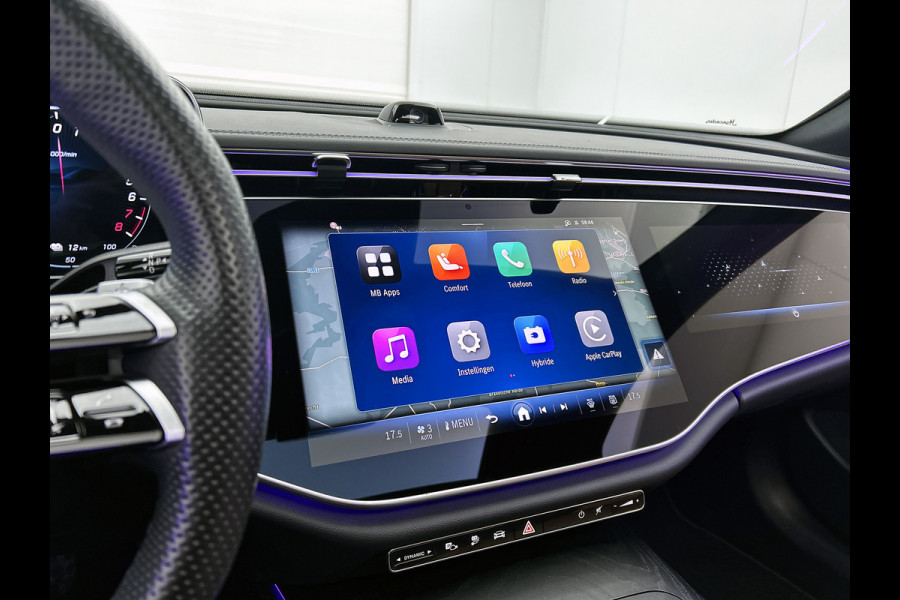 Mercedes-Benz E-Klasse 400 e 4MATIC AMG Line Panoramadak, hyperscreen, head up display, multispaaks Inclusief 24 maanden MB Certified garantie voor Europa.