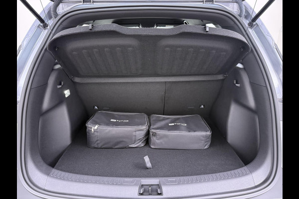 BYD ATTO 2 Boost 45 kWh DIRECT LEVERBAAR | Volledige BYD Fabrieksgarantie t/m 11-2030 of 150.000 km | Stoel & Stuurverwarming | Adaptieve Cruise | 360° Camera | Panoramadak | Dodehoekassistent | Origineel NL Auto