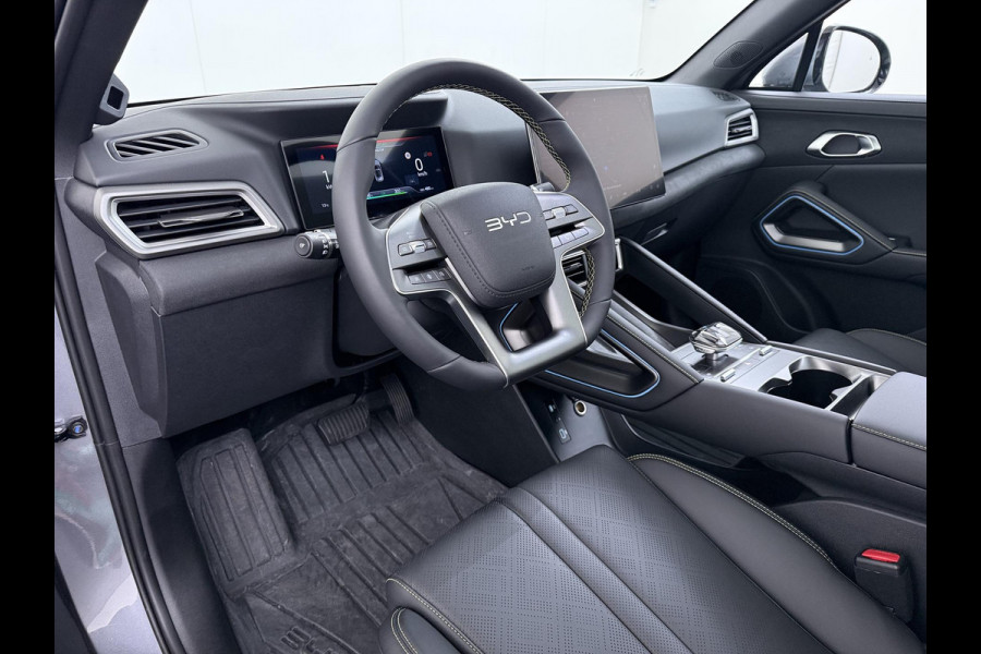 BYD ATTO 2 Boost 45 kWh DIRECT LEVERBAAR | Volledige BYD Fabrieksgarantie t/m 11-2030 of 150.000 km | Stoel & Stuurverwarming | Adaptieve Cruise | 360° Camera | Panoramadak | Dodehoekassistent | Origineel NL Auto