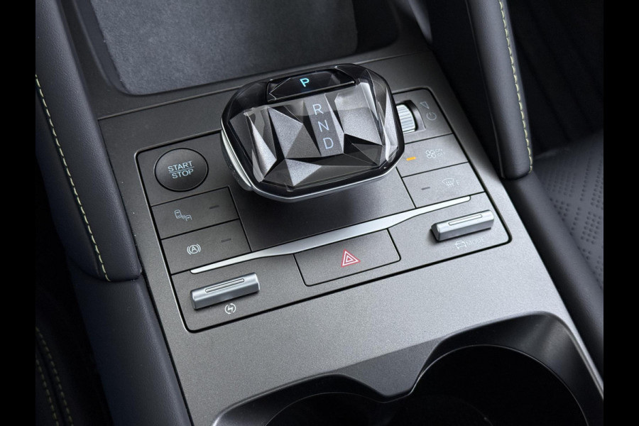 BYD ATTO 2 Boost 45 kWh DIRECT LEVERBAAR | Volledige BYD Fabrieksgarantie t/m 11-2030 of 150.000 km | Stoel & Stuurverwarming | Adaptieve Cruise | 360° Camera | Panoramadak | Dodehoekassistent | Origineel NL Auto