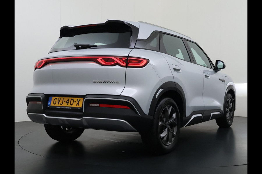 BYD ATTO 2 Boost 45 kWh DIRECT LEVERBAAR | Volledige BYD Fabrieksgarantie t/m 11-2030 of 150.000 km | Stoel & Stuurverwarming | Adaptieve Cruise | 360° Camera | Panoramadak | Dodehoekassistent | Origineel NL Auto