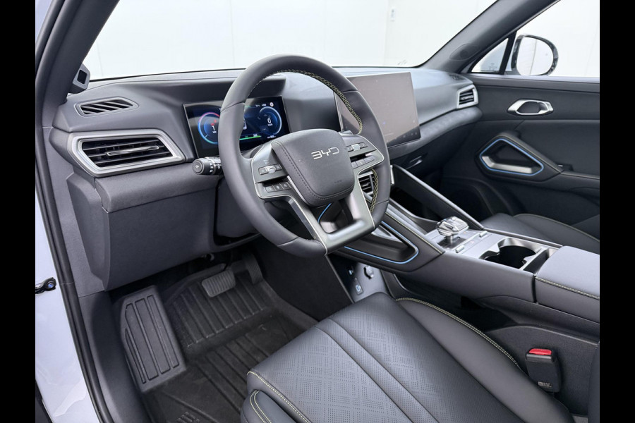 BYD ATTO 2 Boost 45 kWh DIRECT LEVERBAAR | Volledige BYD Fabrieksgarantie t/m 11-2030 of 150.000 km | Stoel & Stuurverwarming | Adaptieve Cruise | 360° Camera | Panoramadak | Dodehoekassistent | Origineel NL Auto