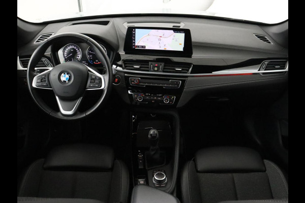 BMW X1 sDrive18i Executive Edition | Sport Line | Head-Up | Camera | Sportstoelen | Half leder | Full LED | Navigatie | Park Assist | Safety Pack | Climate control | Cruise control | DAB