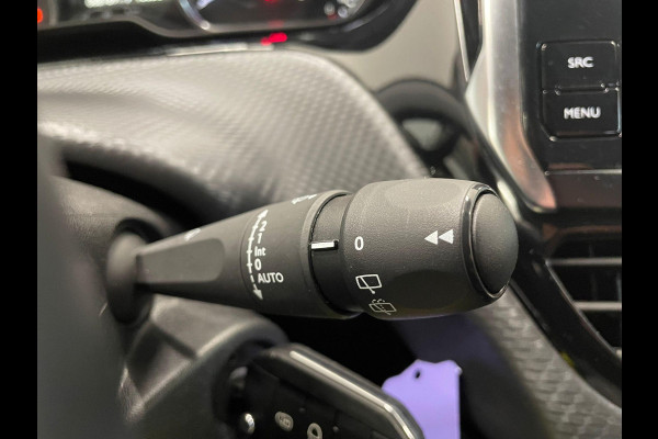 Peugeot 2008 1.2 PureTech Allure Navigatie Parkeersensoren achter Cruise Control Climate Control Half leder Lichtmetalen velgen Getinte ramen