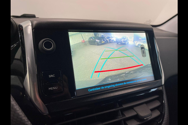 Peugeot 2008 1.2 PureTech Allure Navigatie Parkeersensoren achter Cruise Control Climate Control Half leder Lichtmetalen velgen Getinte ramen