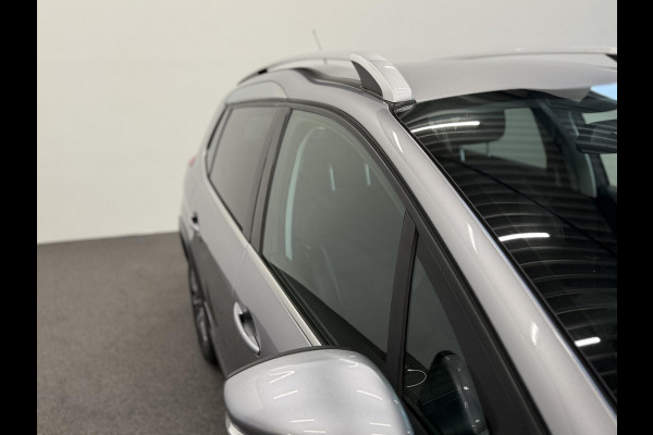 Peugeot 2008 1.2 PureTech Allure Navigatie Parkeersensoren achter Cruise Control Climate Control Half leder Lichtmetalen velgen Getinte ramen