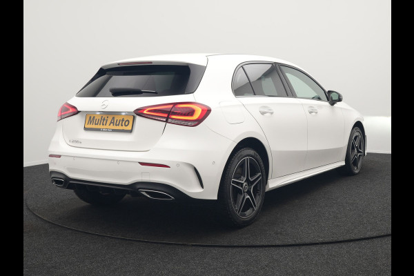 Mercedes-Benz A-Klasse 250 e AMG Line Plug In Hybrid 218pk Dealer O.H. PHEV | Widescreen Navi | Camera | Alcantara Sportstoelen Verwarmd | Keyless | Sfeerverlichting | Cruise Control | Virtual | DAB | 18"L.M |