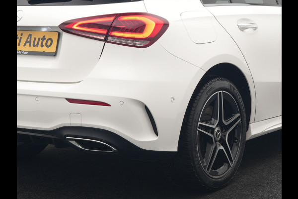 Mercedes-Benz A-Klasse 250 e AMG Line Plug In Hybrid 218pk Dealer O.H. PHEV | Widescreen Navi | Camera | Alcantara Sportstoelen Verwarmd | Keyless | Sfeerverlichting | Cruise Control | Virtual | DAB | 18"L.M |