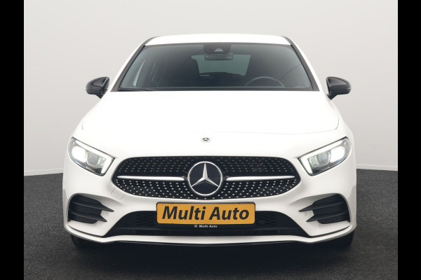 Mercedes-Benz A-Klasse 250 e AMG Line Plug In Hybrid 218pk Dealer O.H. PHEV | Widescreen Navi | Camera | Alcantara Sportstoelen Verwarmd | Keyless | Sfeerverlichting | Cruise Control | Virtual | DAB | 18"L.M |